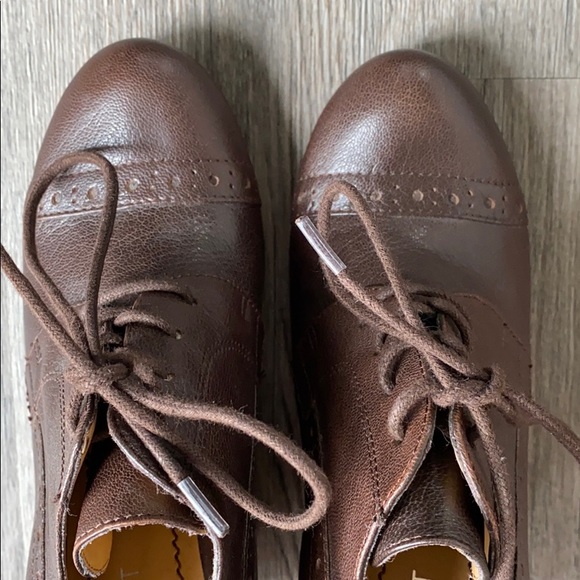 Nine West Leather Lace Up Ankle Bootie Wedges - Picture 9 of 9